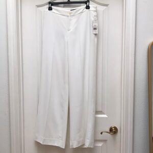RALPH LAUREN  NWT  White Lauren Ralph Lauren Women's Pants Size 4 color “ Pearl”